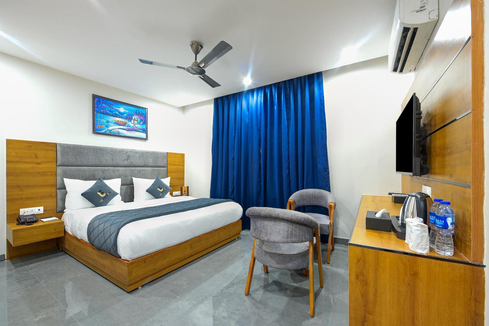 Airport Le Premier, New Delhi Hotel Kültér fotó